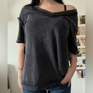 Black oversizedwashed V-Neck T-Shirt with Pocket